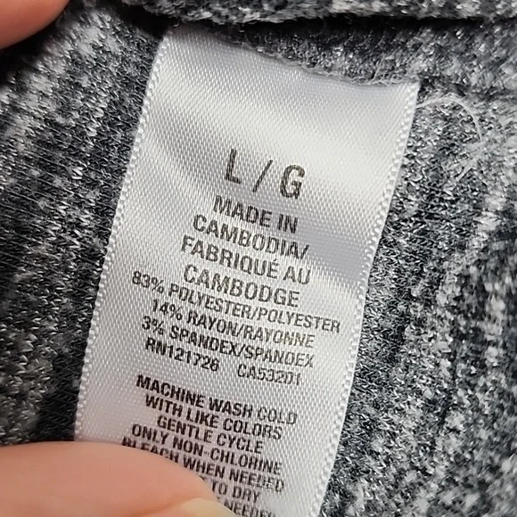 Prince & Fox Boys Long Sleeve Tshirt. Size Large. - Picture 3 of 5